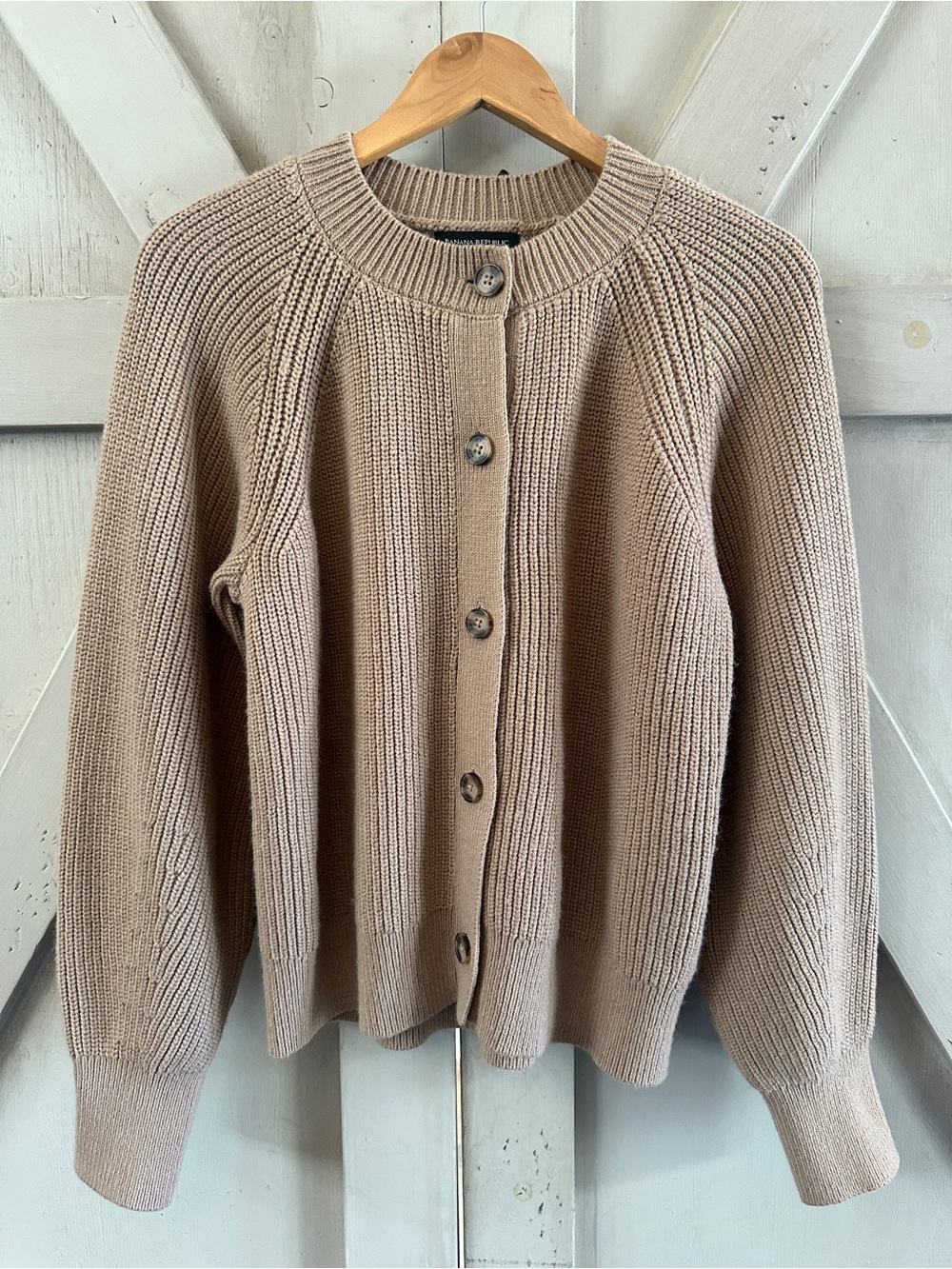 Banana Republic Chunky Knit Cardigan Sweater XL Beige Taupe Ribbed